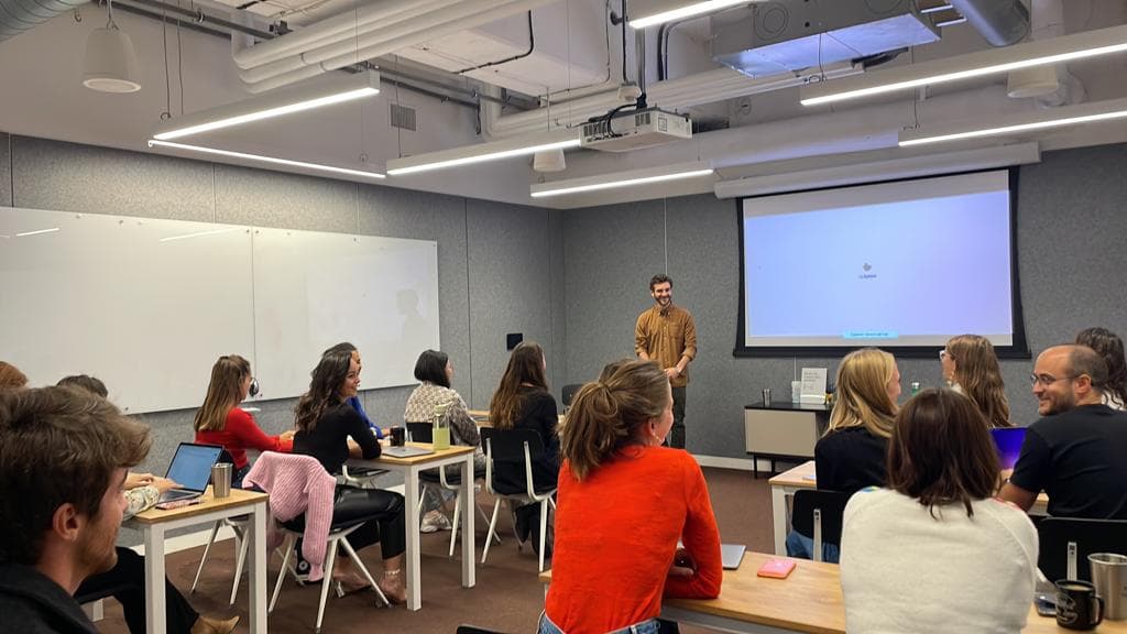 Workshop La Sphère animé par Lucas Guasch — septembre 2025